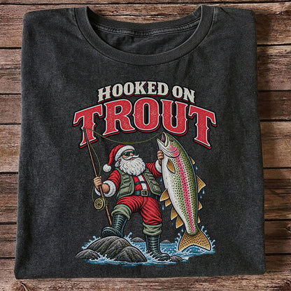 Hooked on Trout Santa Claus Rainbow Trout Christmas Fishing T-Shirt