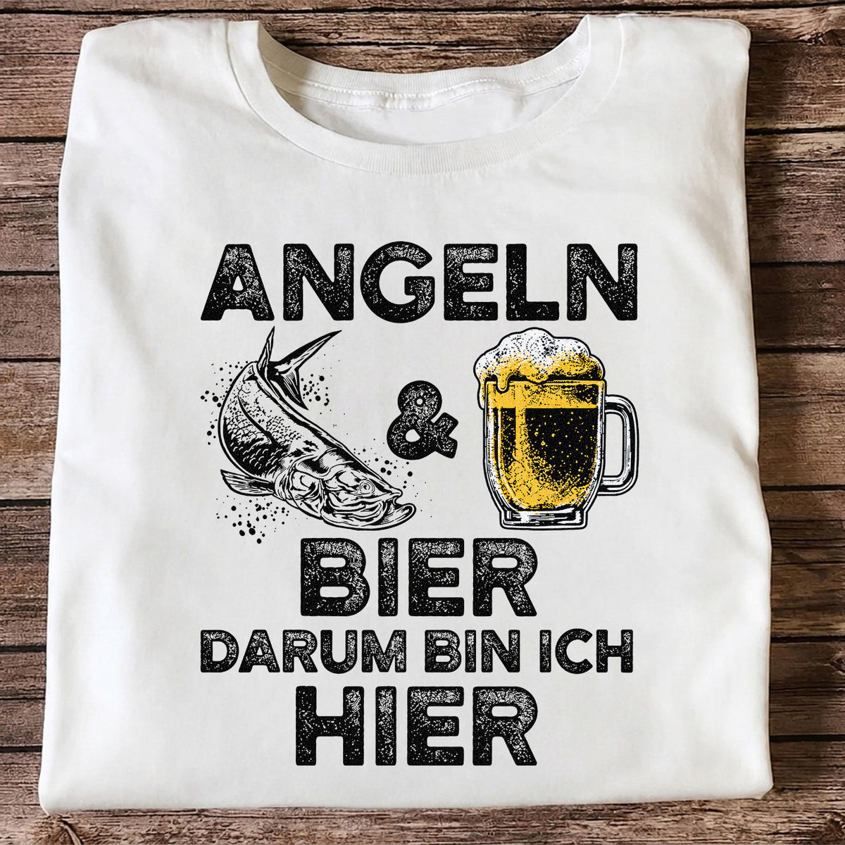 Angeln Und Bier Darum Bin Ich Hier Funny Fishing T-Shirt