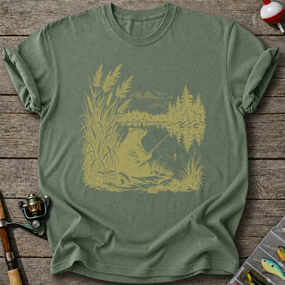 Bear Fishing by the Lake Vintage Outdoor Graphic T-Shirt