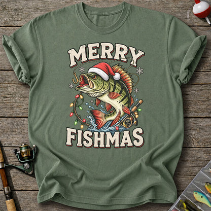 Merry Fishmas Santa Hat Bass Christmas Fishing T-Shirt