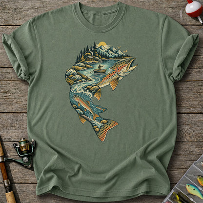 Vintage Brown Trout Mountain River Fly Fishing Graphic T-Shirt