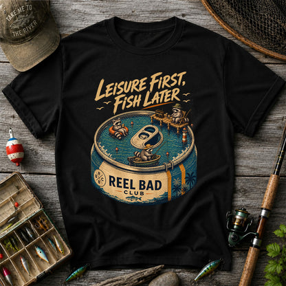 Raccoon Fishing Can Leisure Graphic T-Shirt