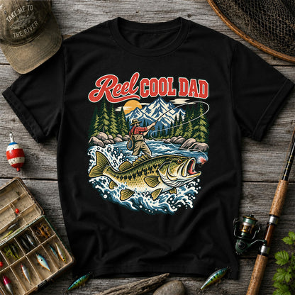 Reel Cool Dad Largemouth Bass Fishing Graphic T-Shirt