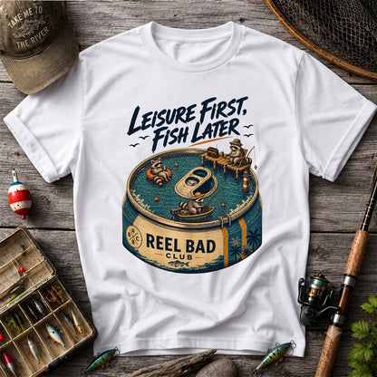 Raccoon Fishing Can Leisure Graphic T-Shirt