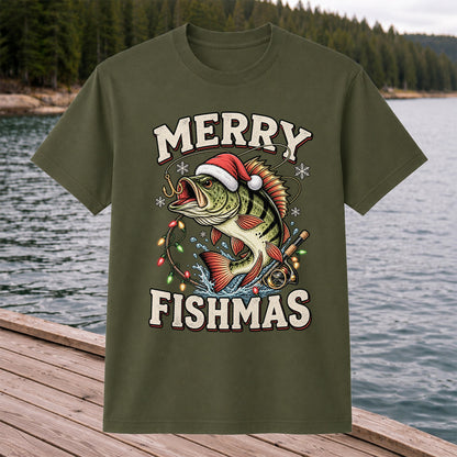 Merry Fishmas Santa Hat Bass Christmas Fishing T-Shirt