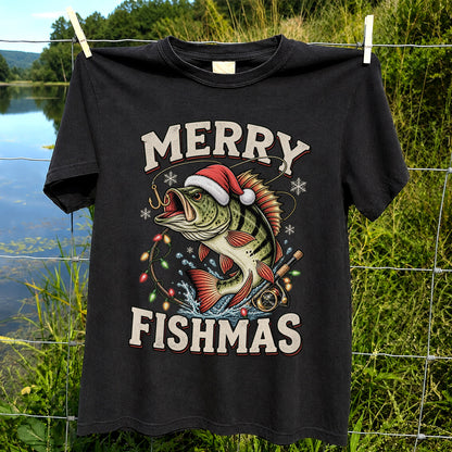 Merry Fishmas Santa Hat Bass Christmas Fishing T-Shirt