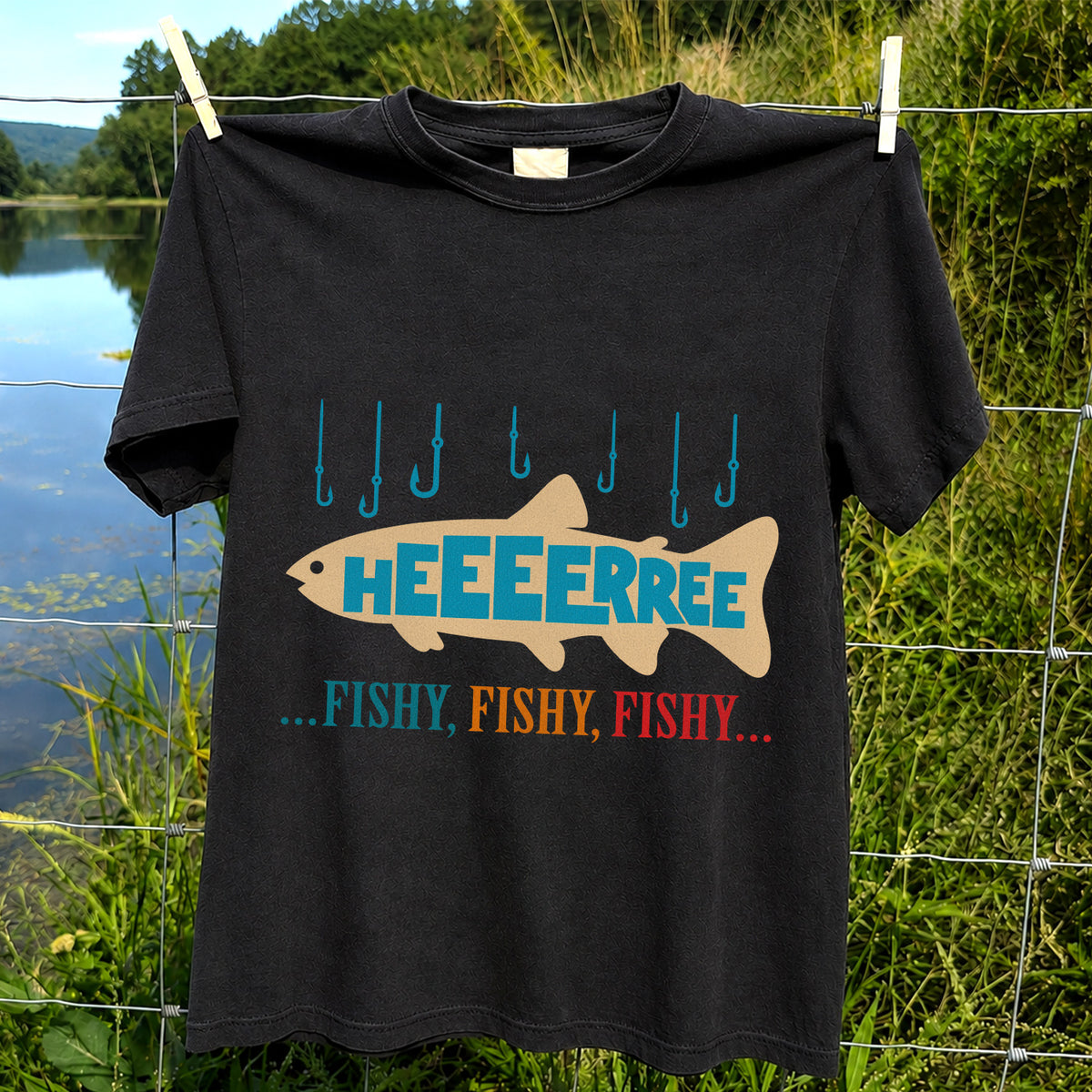 Heeeerrree Fishy Fishy Fishy Funny Fishing T-Shirt