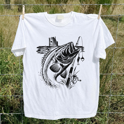 Largemouth Bass Fishing Rod Vintage Graphic T-Shirt