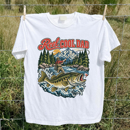 Reel Cool Dad Largemouth Bass Fishing Graphic T-Shirt