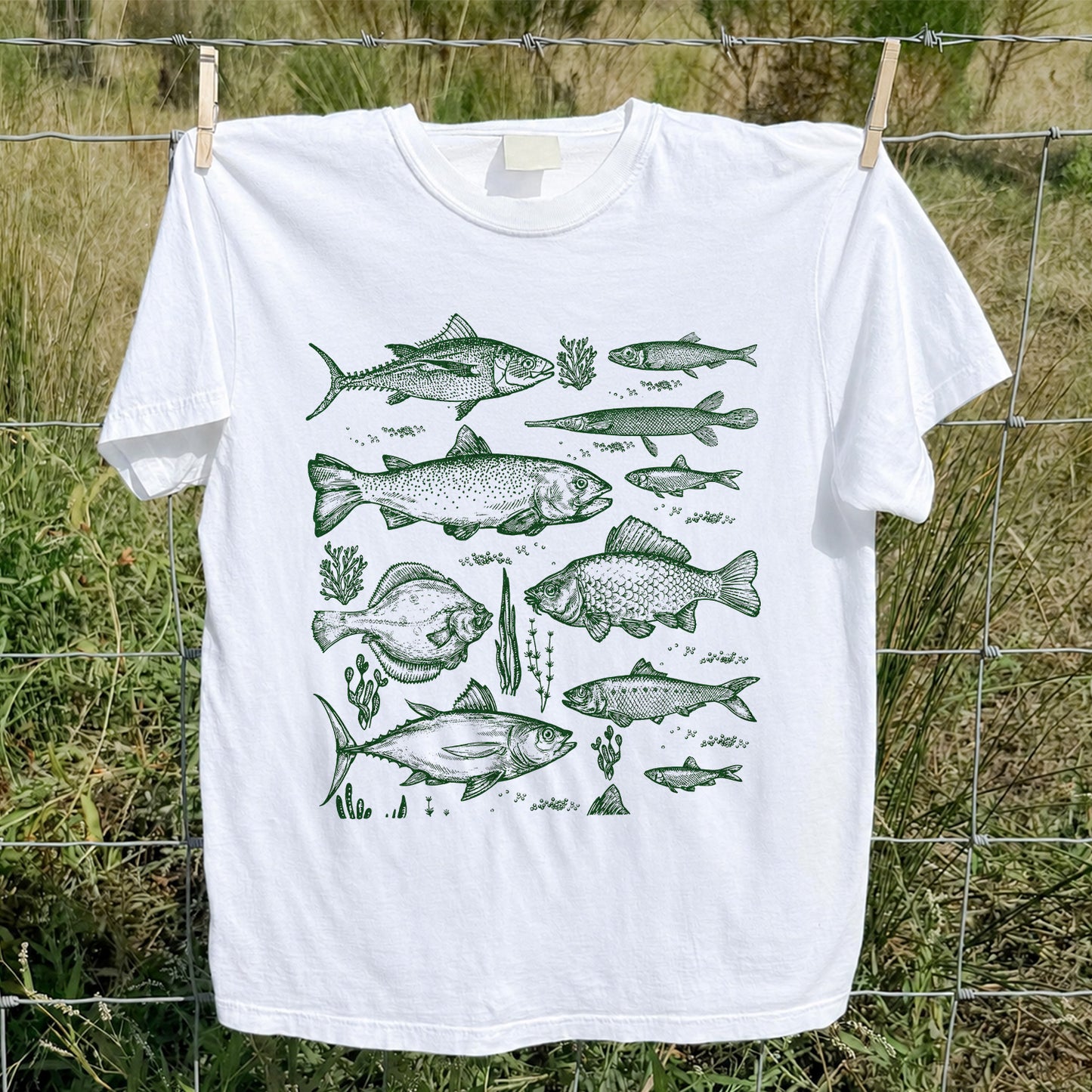 Vintage Freshwater and Saltwater Fish Collection Graphic T-Shirt