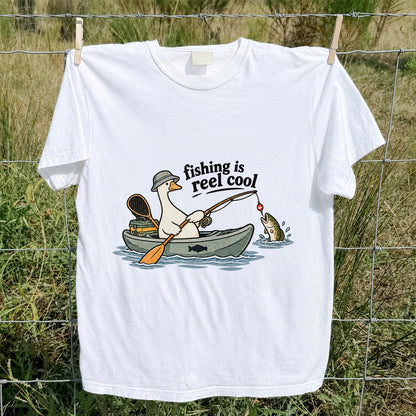 Fishing Is Reel Cool Duck in Canoe Funny Fishing T-Shirt