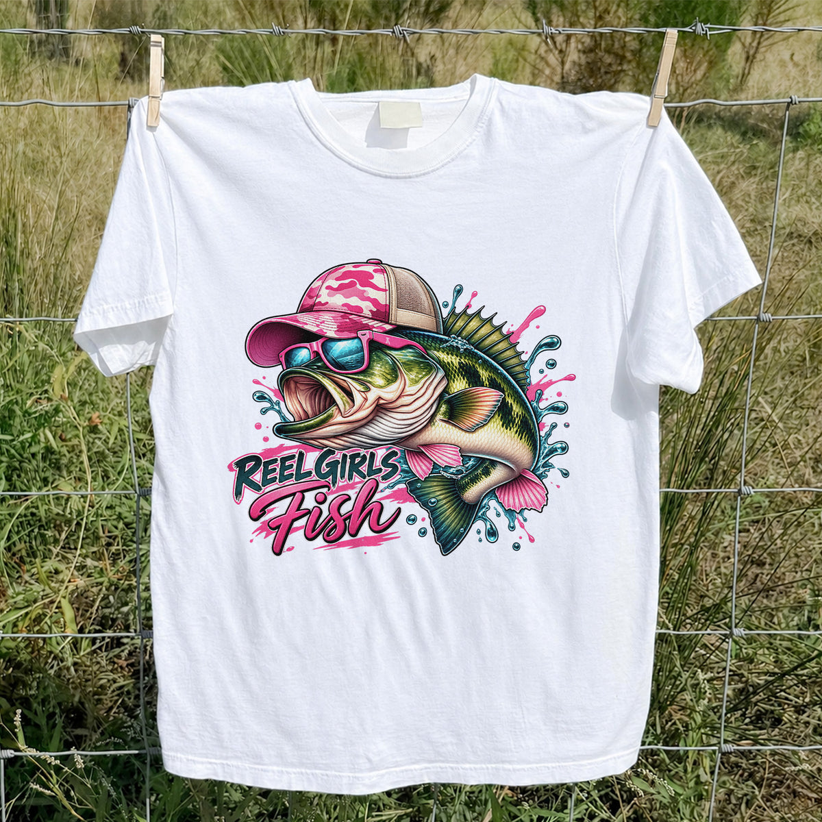 Reel Girls Fish Pink Largemouth Bass Fishing T-Shirt