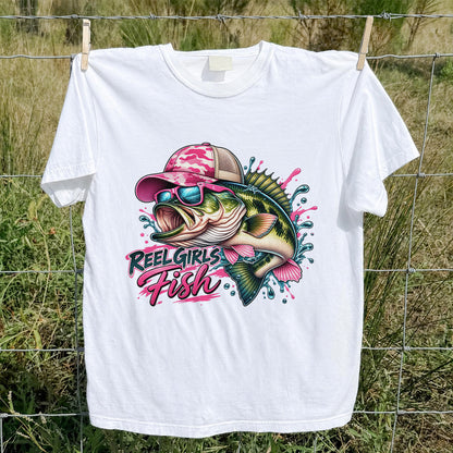Reel Girls Fish Pink Largemouth Bass Fishing T-Shirt