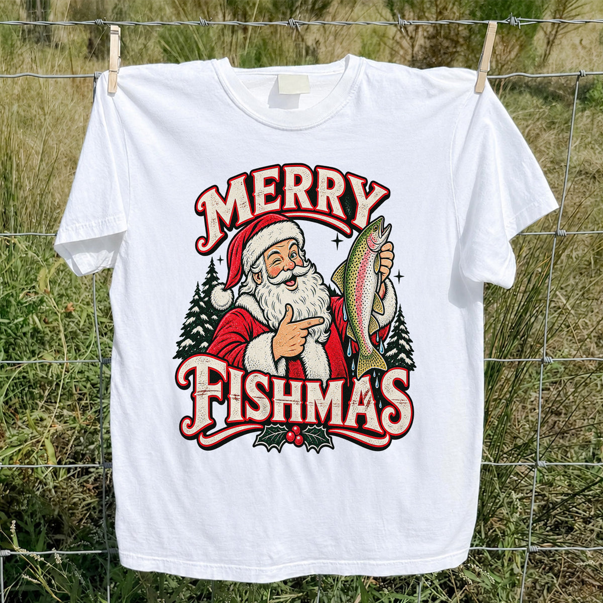 Merry Fishmas Santa Holding Rainbow Trout Christmas Fishing T-Shirt