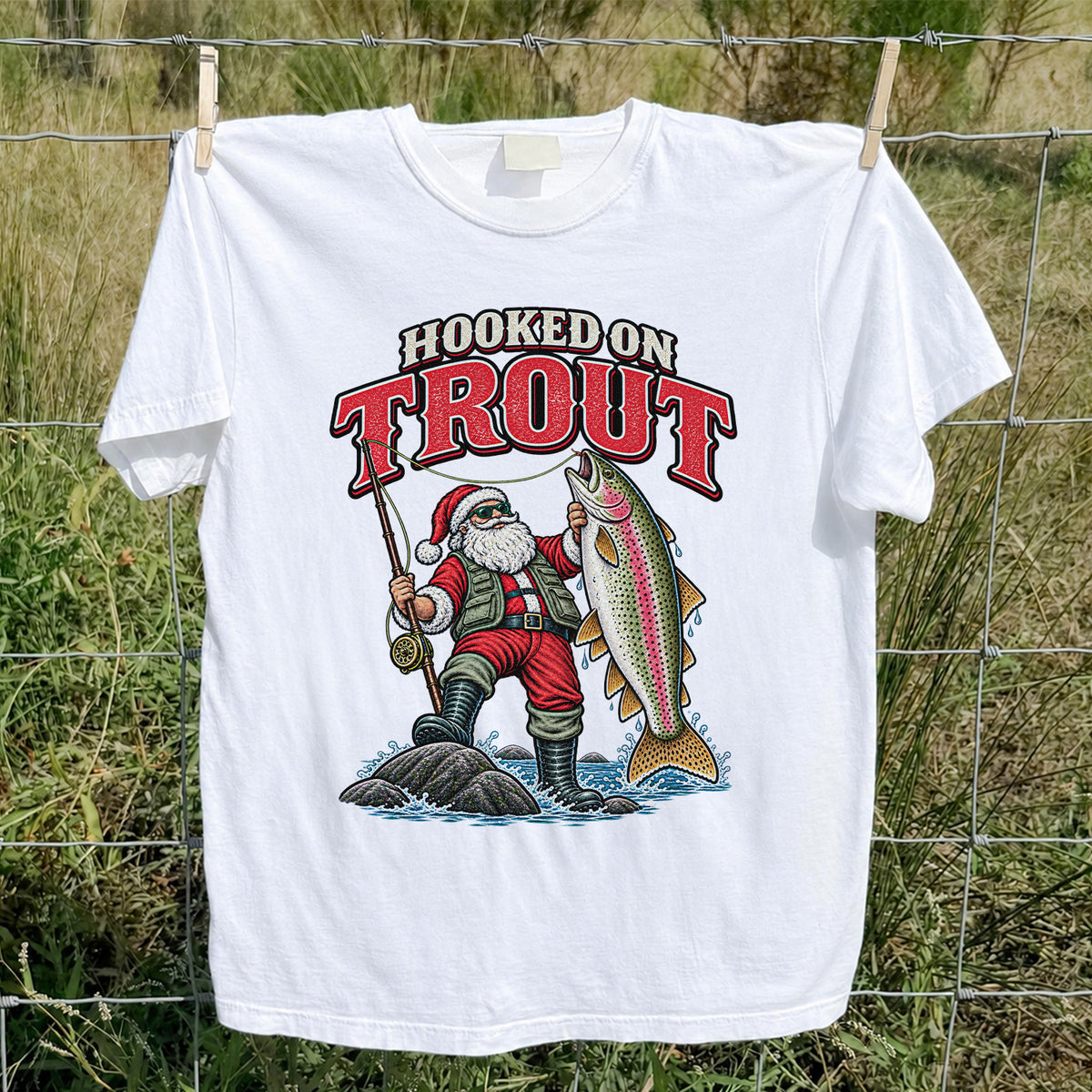 Hooked on Trout Santa Claus Rainbow Trout Christmas Fishing T-Shirt