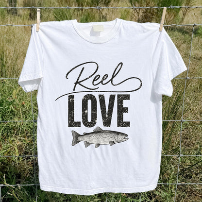 Reel Love Vintage Trout Fishing Graphic T-Shirt